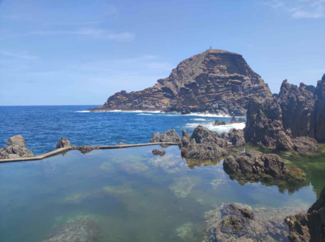 aseny Porto Moniz Naturalne baseny Porto Moniz na północnym wybrzeżu Madery
